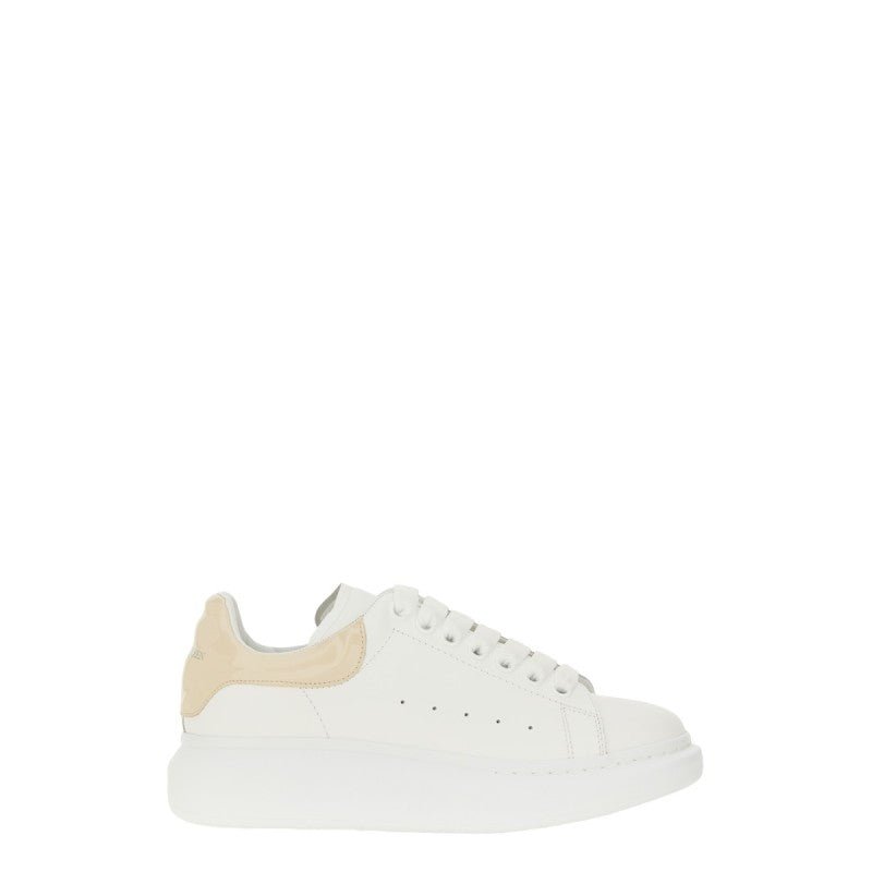 Alexander McQueen – Sneakers Oversize in Pelle con Dettaglio Beige