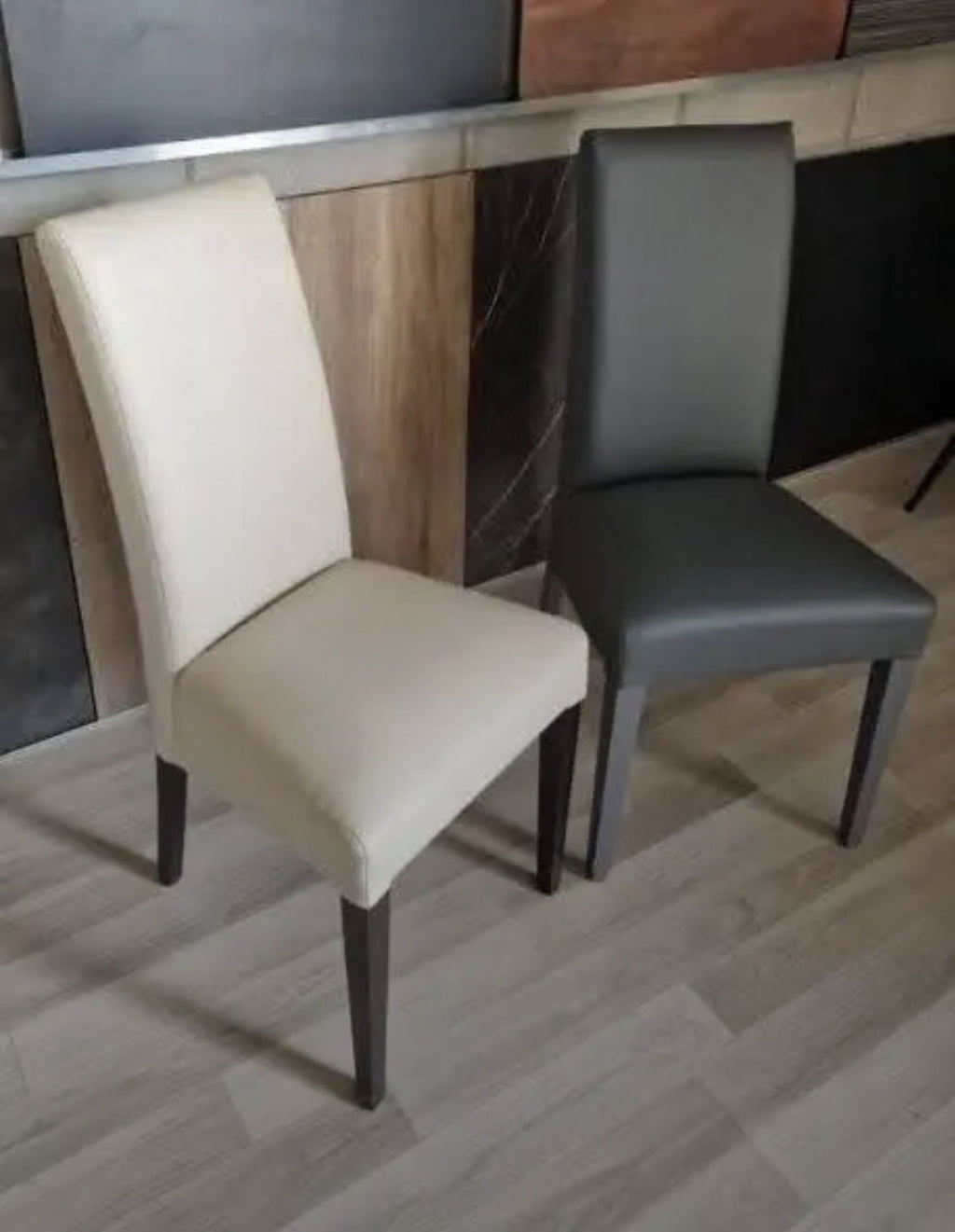 Sedia Contract Ecopelle per Ristorante Pizzeria Pub - Modello Trento Made in Italy