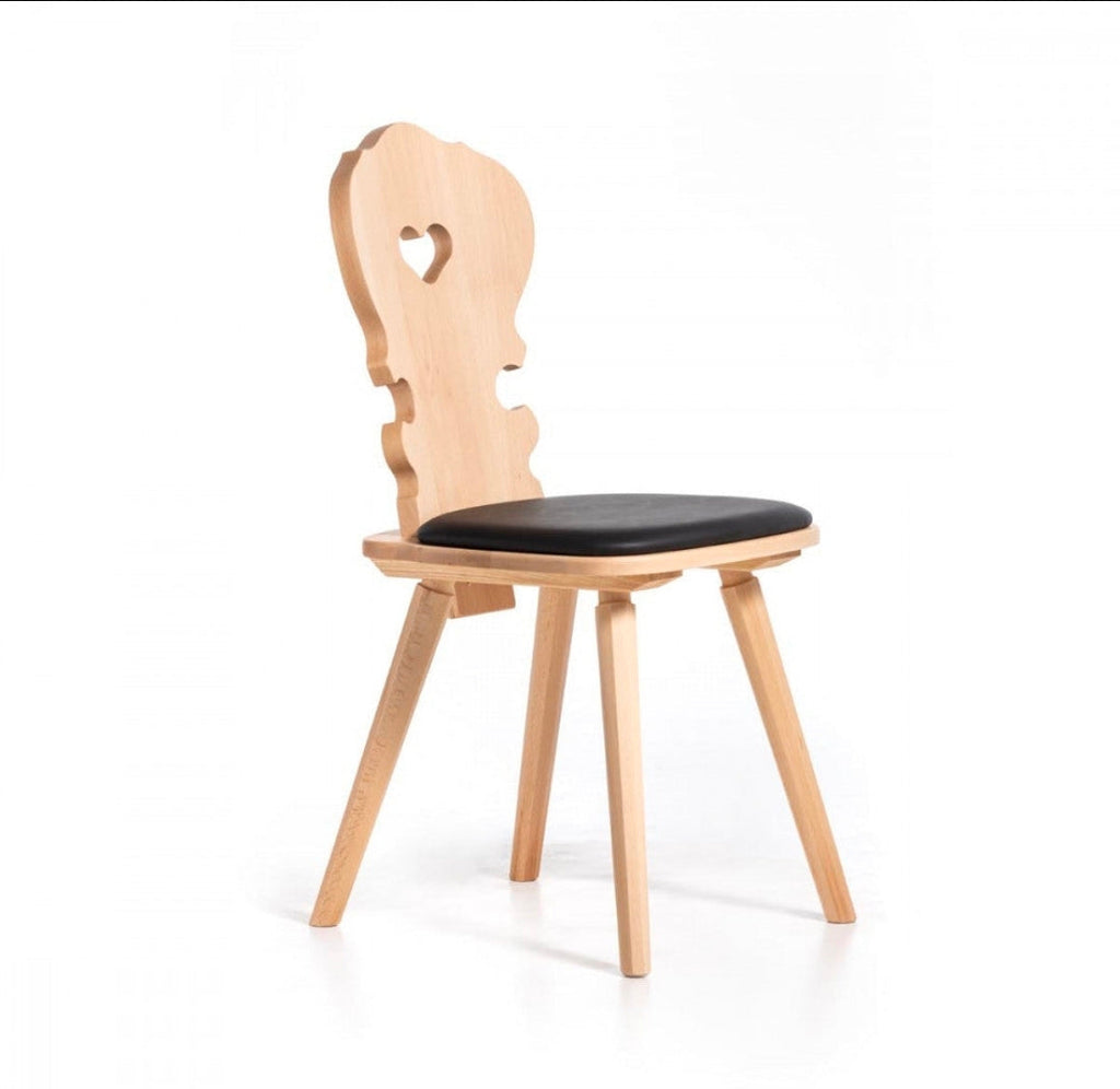 Sedia tirolese con cuore VIENNA, in legno rovere, abete e faggio, con seduta imbottita, stile Chalet montagna